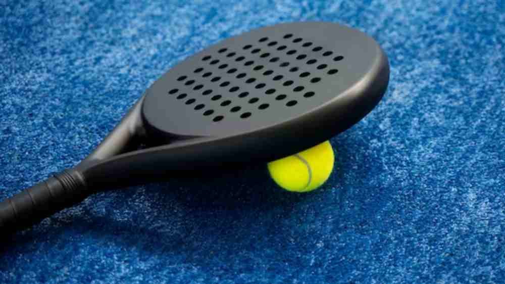 How to add texture to pickleball paddle?